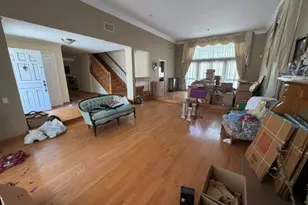 1021 Wolverton, Glendale, CA 91207 - Photo 3