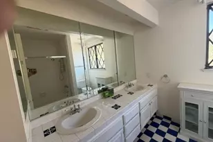 1021 Wolverton, Glendale, CA 91207 - Photo 29