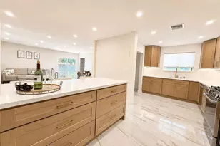 16126 Blackhawk St, Granada Hills, CA 91344 - Photo 5