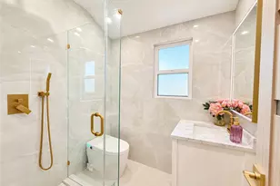 16126 Blackhawk St, Granada Hills, CA 91344 - Photo 7