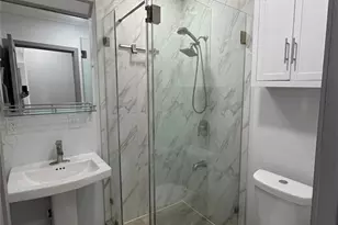 4085 W 141st St, Hawthorne, CA 90250 - Photo 7