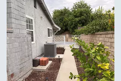 30300 Jasmine Valley, Canyon Country, CA 91387 - Photo 31