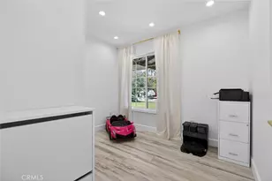 30300 Jasmine Valley, Canyon Country, CA 91387 - Photo 17