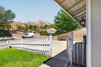 30300 Jasmine Valley, Canyon Country, CA 91387 - Photo 33