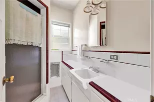 5438 Radford Ave, Valley Village, CA 91607 - Photo 15