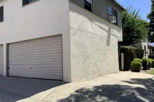 2300 Tulare, Burbank, CA 91504 - Photo 5