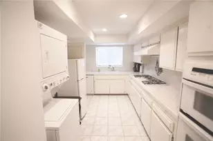 1350 E Tujunga, Burbank, CA 91501 - Photo 19