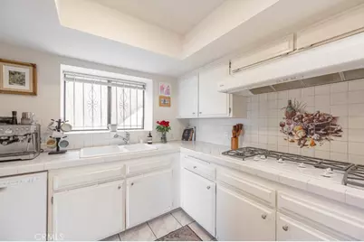 1350 E Tujunga, Burbank, CA 91501 - Photo 17
