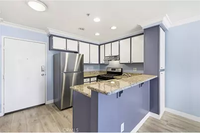 5143 Bakman Avenue #320, North Hollywood, CA 91601 - Photo 13