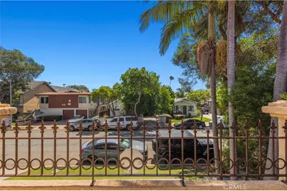 917 Euclid #1, Long Beach, CA 90804 - Photo 39