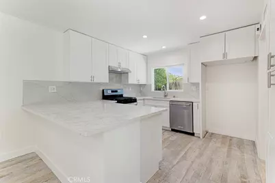 16509 Shamhart, Granada Hills, CA 91344 - Photo 13