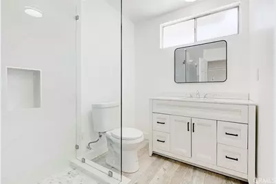 16509 Shamhart, Granada Hills, CA 91344 - Photo 33