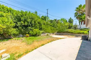 16509 Shamhart, Granada Hills, CA 91344 - Photo 47