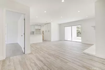 16509 Shamhart, Granada Hills, CA 91344 - Photo 9