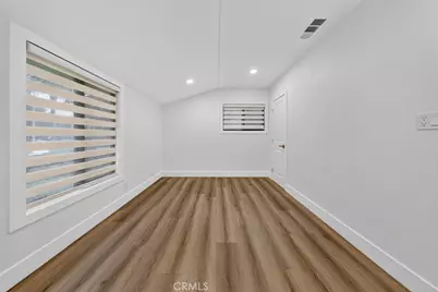 7907 Satsuma, Los Angeles, CA 91352 - Photo 23