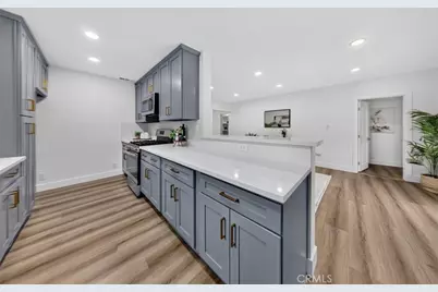 7907 Satsuma, Los Angeles, CA 91352 - Photo 13
