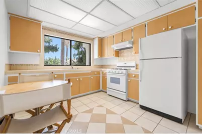 1971 Rodney #307, Los Angeles, CA 90027 - Photo 9