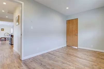 6911 Valmont Street, Tujunga, CA 91042 - Photo 19