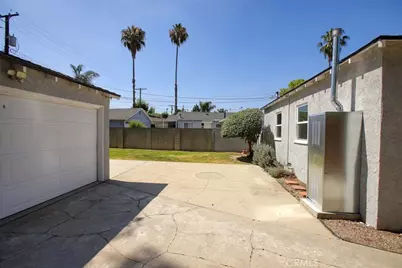 151 S Parish, Burbank, CA 91506 - Photo 27