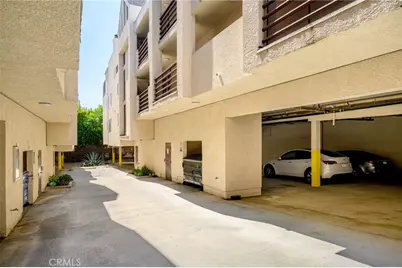 10119 Pinewood Avenue #207, Tujunga, CA 91042 - Photo 31