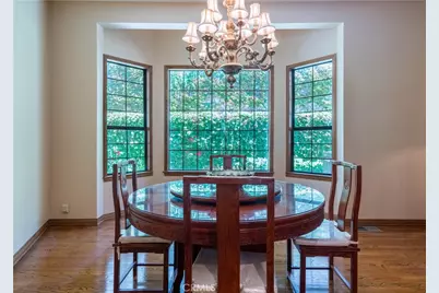 375 Berkshire Avenue, La Canada Flintridge, CA 91011 - Photo 27