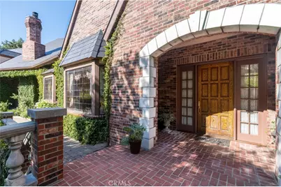 375 Berkshire Avenue, La Canada Flintridge, CA 91011 - Photo 1