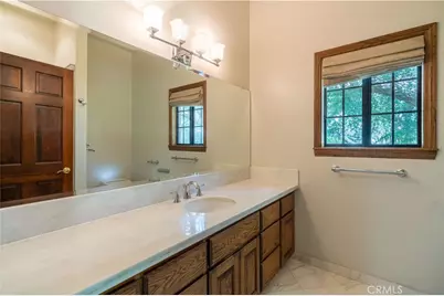 375 Berkshire Avenue, La Canada Flintridge, CA 91011 - Photo 31