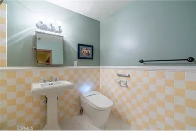 375 Berkshire Avenue, La Canada Flintridge, CA 91011 - Photo 55