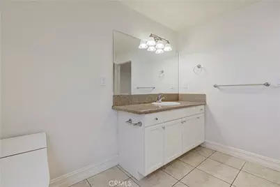 565 E San Jose #Ph1, Burbank, CA 91501 - Photo 39
