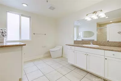 565 E San Jose #Ph1, Burbank, CA 91501 - Photo 37