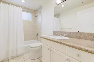 565 E San Jose, Burbank, CA 91501 - Photo 23