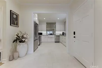 565 E San Jose #Ph1, Burbank, CA 91501 - Photo 11