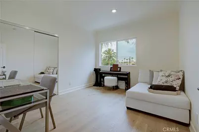 565 E San Jose #Ph1, Burbank, CA 91501 - Photo 21