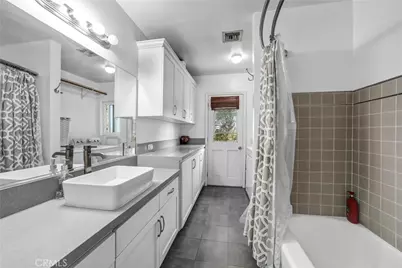 824 Stanford Road, Burbank, CA 91504 - Photo 31