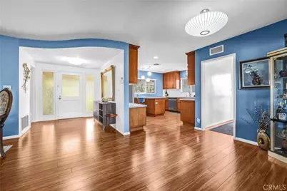 824 Stanford Road, Burbank, CA 91504 - Photo 19