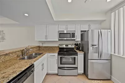 17809 Margate, Encino, CA 91316 - Photo 11