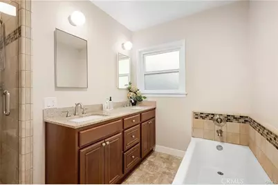 505 Cambridge Drive, Burbank, CA 91504 - Photo 13
