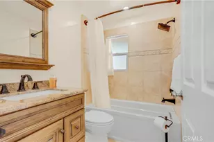 1232 E Elmwood Ave, Burbank, CA 91501 - Photo 15