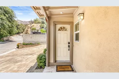 1232 E Elmwood Avenue, Burbank, CA 91501 - Photo 7