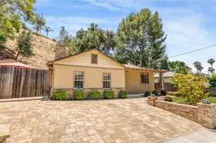 1232 E Elmwood Ave, Burbank, CA 91501 - Photo 5