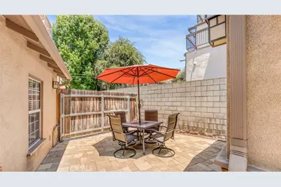 1232 E Elmwood Avenue, Burbank, CA 91501 - Photo 37