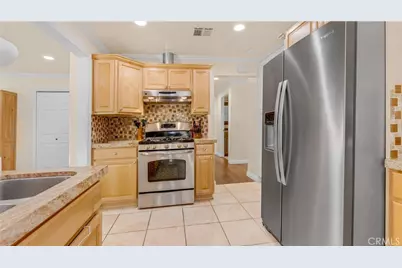 1232 E Elmwood Avenue, Burbank, CA 91501 - Photo 27