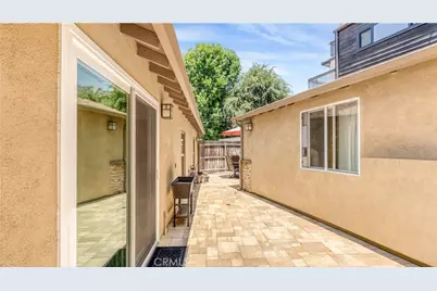 1232 E Elmwood Avenue, Burbank, CA 91501 - Photo 41