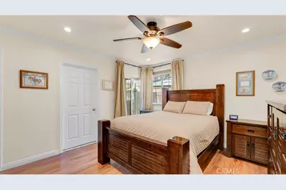 1232 E Elmwood Avenue, Burbank, CA 91501 - Photo 17