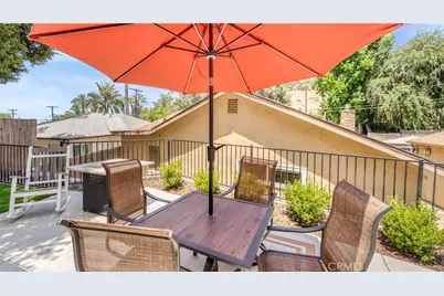 1232 E Elmwood Avenue, Burbank, CA 91501 - Photo 49