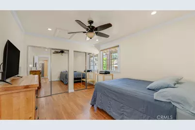 1232 E Elmwood Avenue, Burbank, CA 91501 - Photo 13