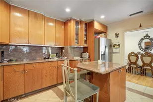 7792 Shadyspring, Burbank, CA 91504 - Photo 27