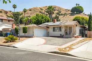 7792 Shadyspring, Burbank, CA 91504 - Photo 41
