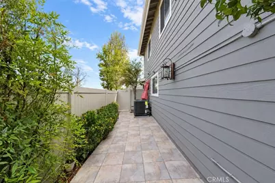 2607 Dove Creek Lane #B, Pasadena, CA 91107 - Photo 25