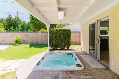 19240 Knapp Street, Northridge, CA 91324 - Photo 37